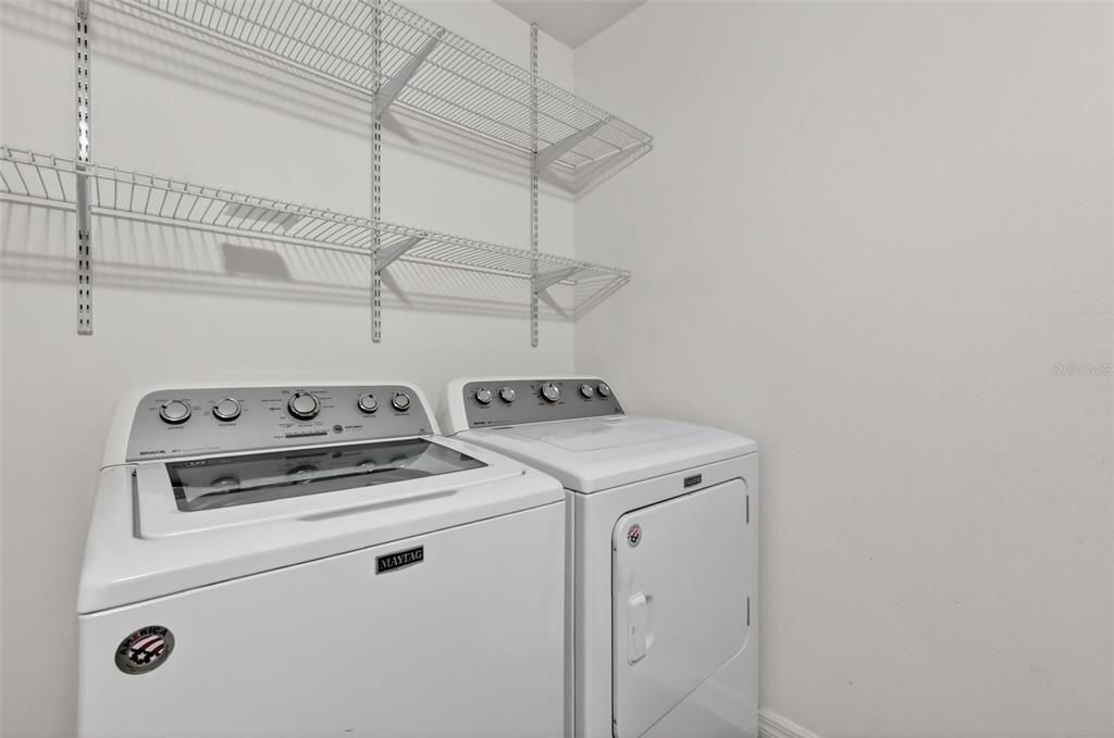 For Sale: $285,000 (2 beds, 2 baths, 1156 Square Feet)
