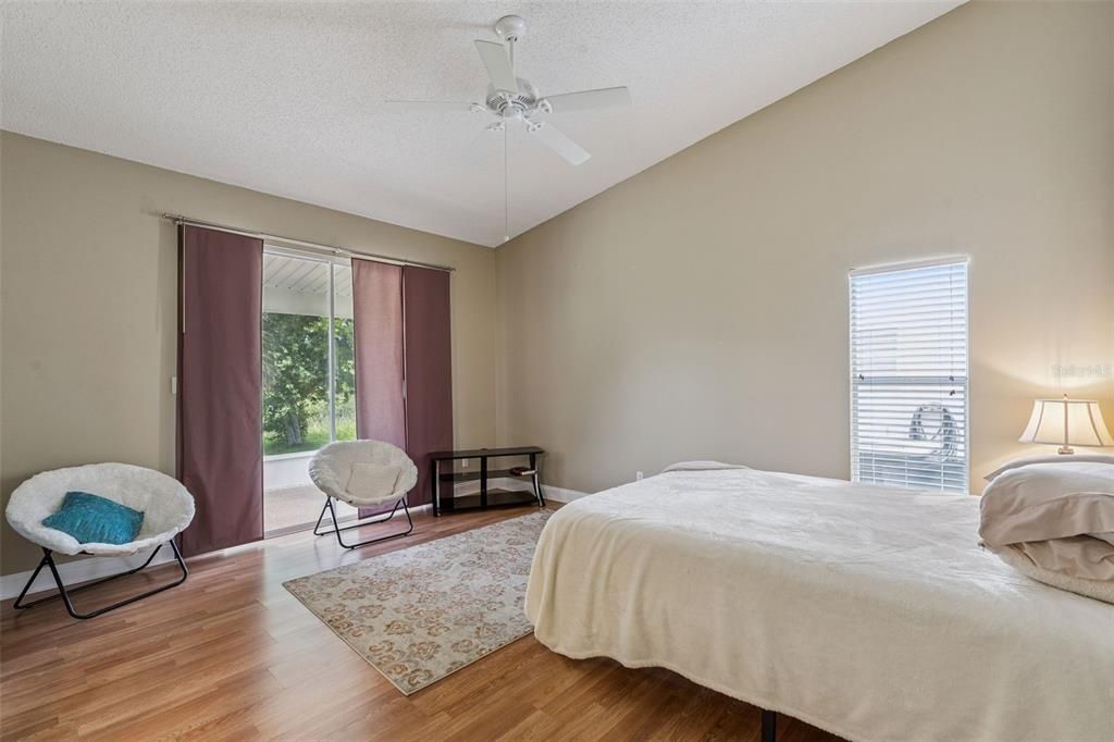 For Sale: $269,000 (2 beds, 2 baths, 1658 Square Feet)