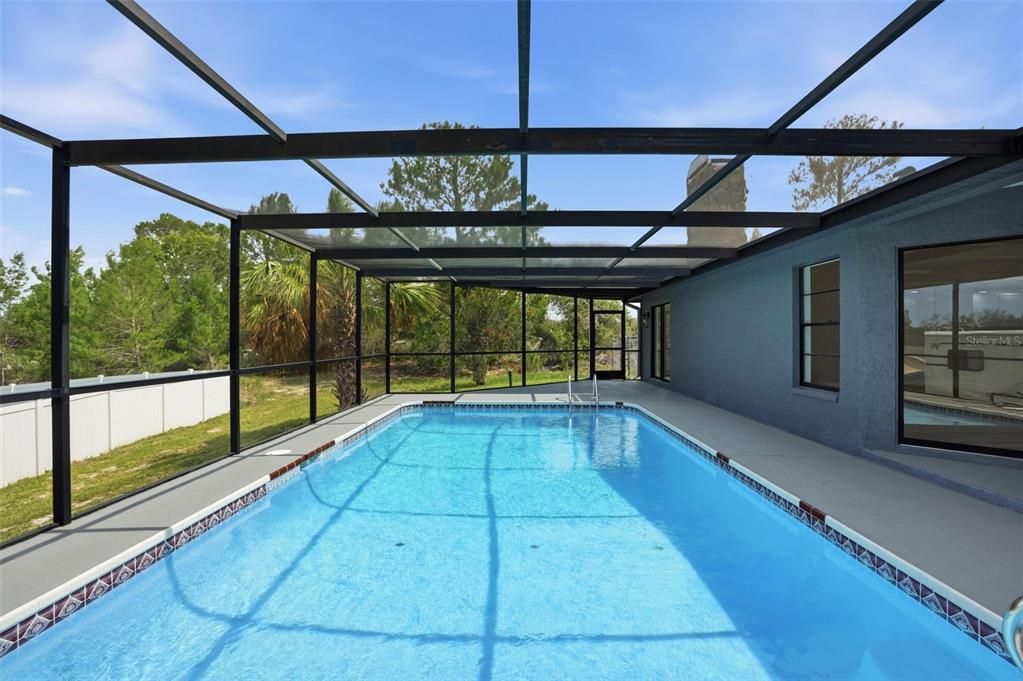 For Sale: $350,000 (3 beds, 2 baths, 1590 Square Feet)