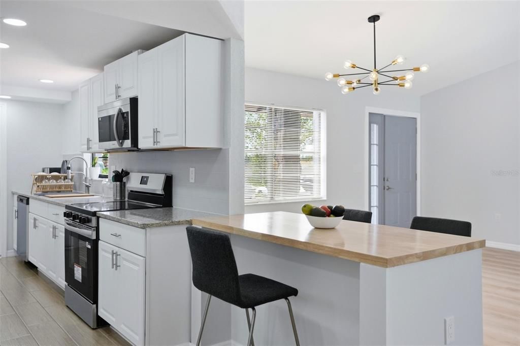 For Sale: $350,000 (3 beds, 2 baths, 1590 Square Feet)