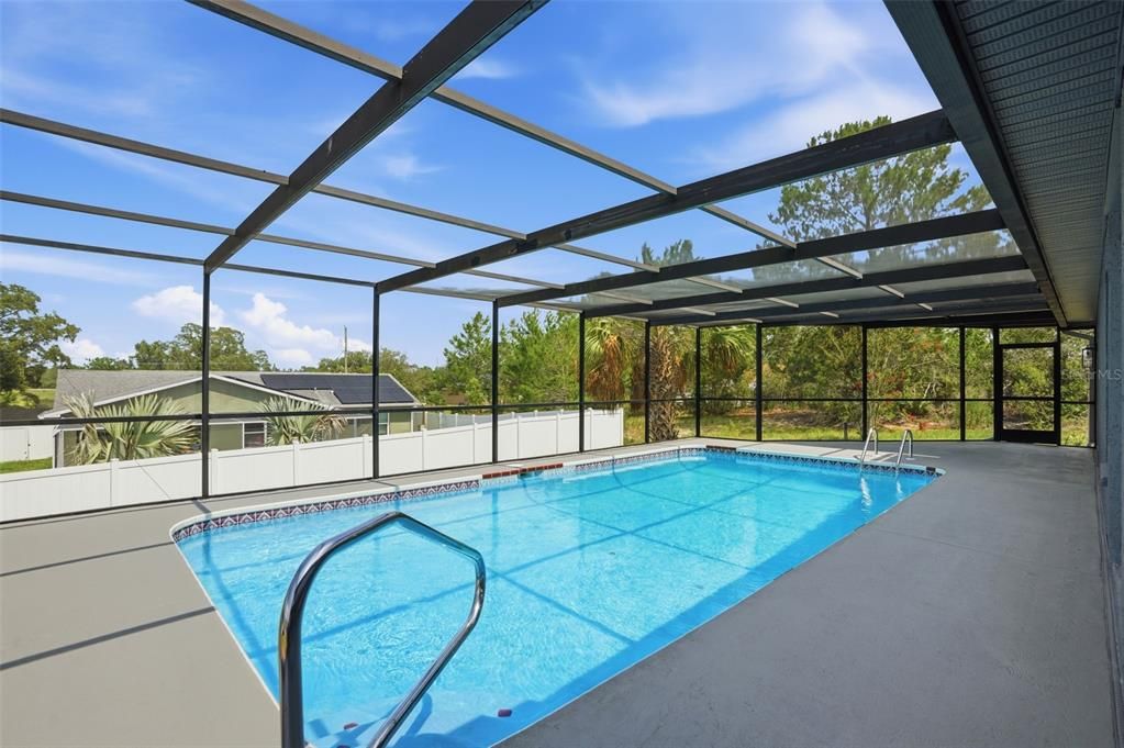 For Sale: $350,000 (3 beds, 2 baths, 1590 Square Feet)