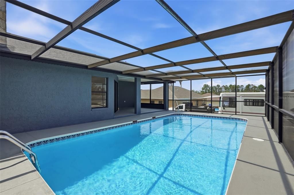 For Sale: $350,000 (3 beds, 2 baths, 1590 Square Feet)