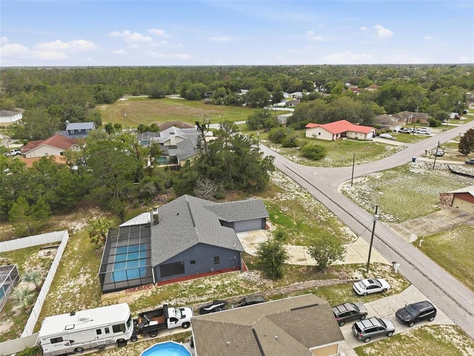 For Sale: $350,000 (3 beds, 2 baths, 1590 Square Feet)