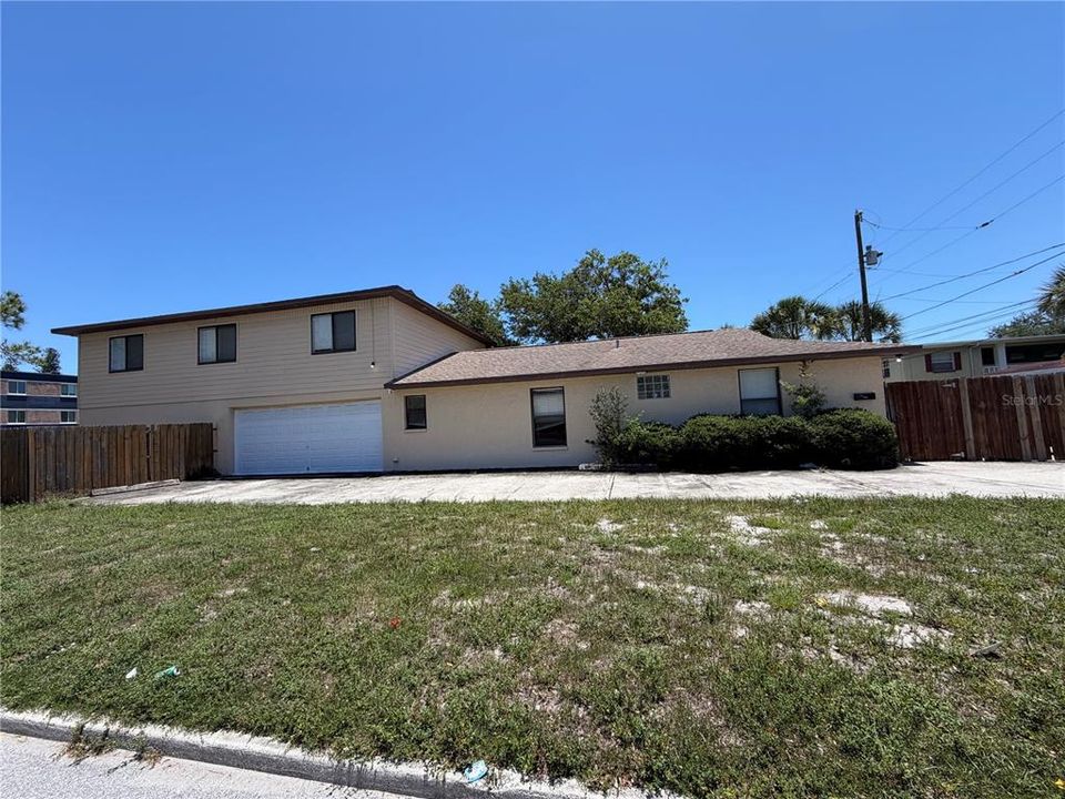 For Sale: $649,000 (6 beds, 0 baths, 2260 Square Feet)