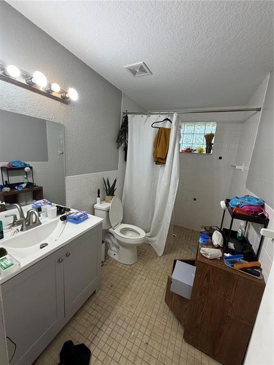 For Sale: $649,000 (6 beds, 0 baths, 2260 Square Feet)