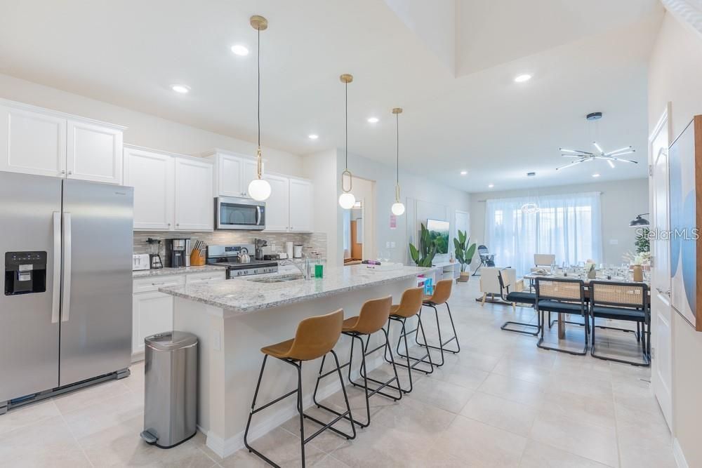 For Rent: $4,800 (7 beds, 5 baths, 3154 Square Feet)