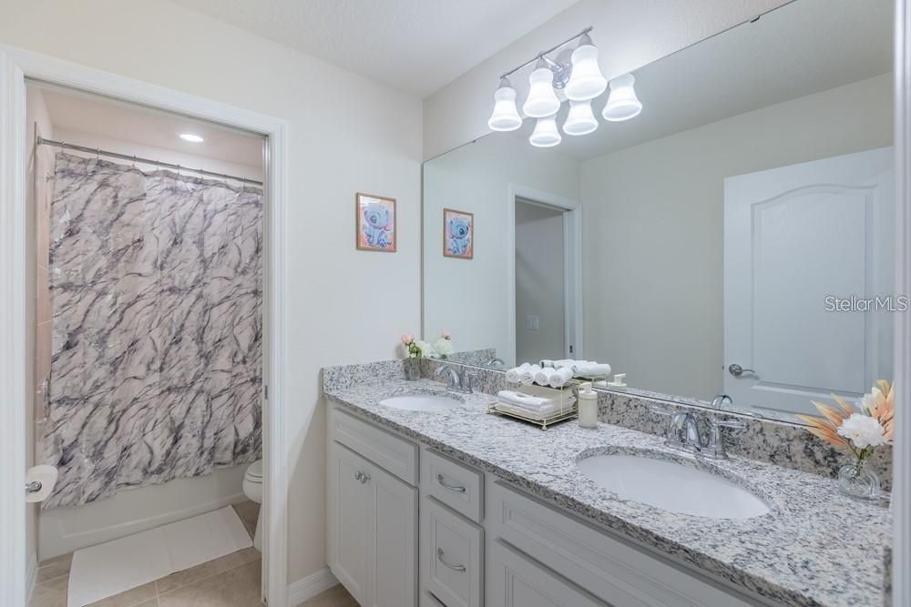 For Rent: $4,800 (7 beds, 5 baths, 3154 Square Feet)