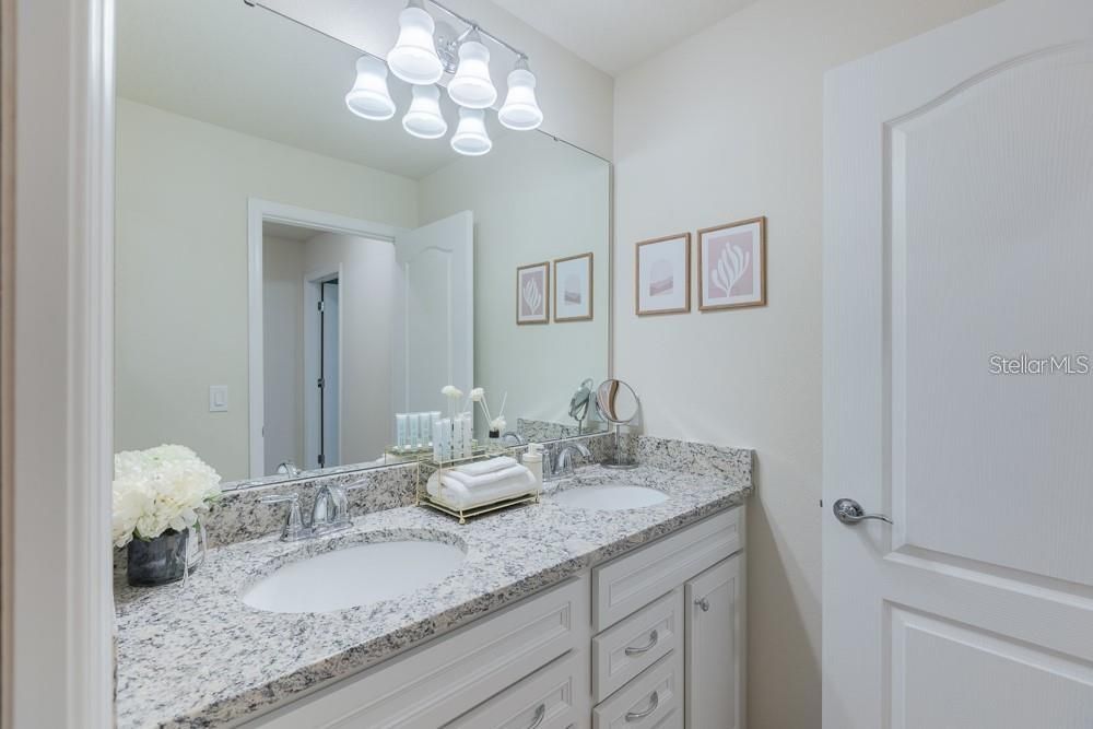 For Rent: $4,800 (7 beds, 5 baths, 3154 Square Feet)