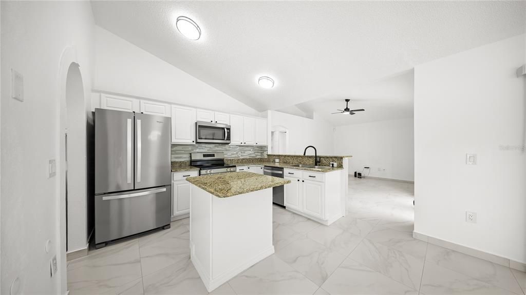 For Sale: $339,000 (3 beds, 2 baths, 1444 Square Feet)