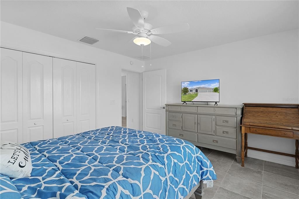 For Sale: $749,000 (3 beds, 3 baths, 1995 Square Feet)