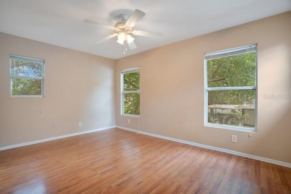 For Sale: $599,000 (4 beds, 3 baths, 3048 Square Feet)