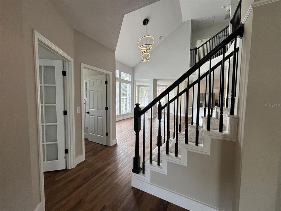 Active With Contract: $4,650 (3 beds, 3 baths, 2107 Square Feet)