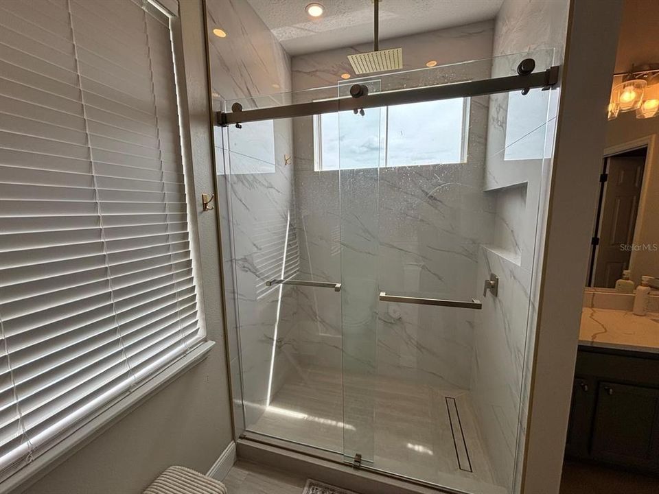 Active With Contract: $4,650 (3 beds, 3 baths, 2107 Square Feet)