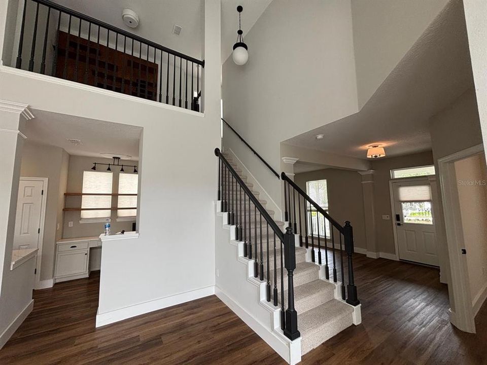 Active With Contract: $4,650 (3 beds, 3 baths, 2107 Square Feet)