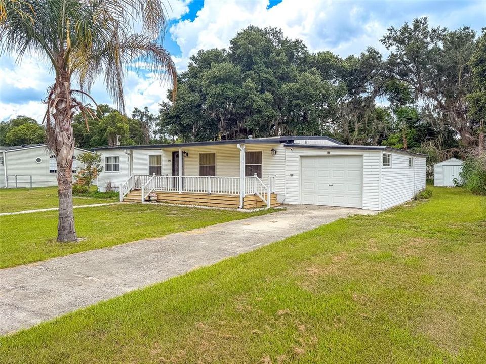 For Sale: $125,000 (3 beds, 2 baths, 1224 Square Feet)