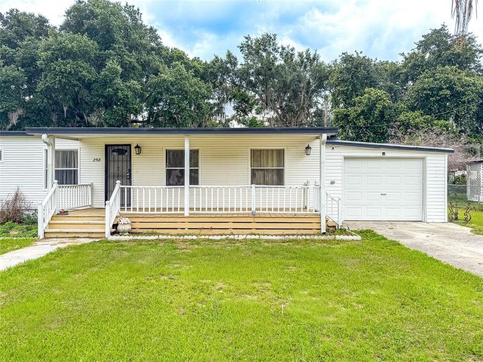 For Sale: $125,000 (3 beds, 2 baths, 1224 Square Feet)