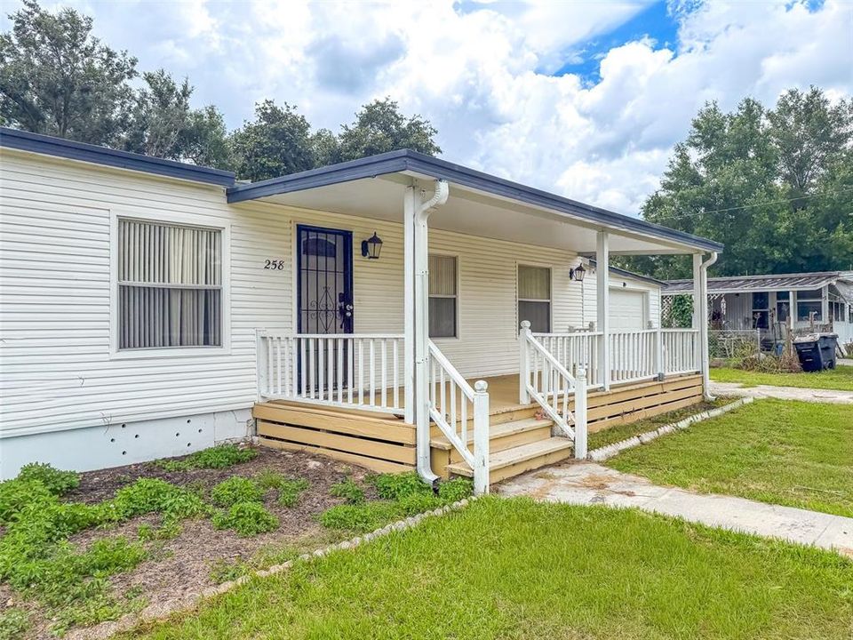 For Sale: $125,000 (3 beds, 2 baths, 1224 Square Feet)
