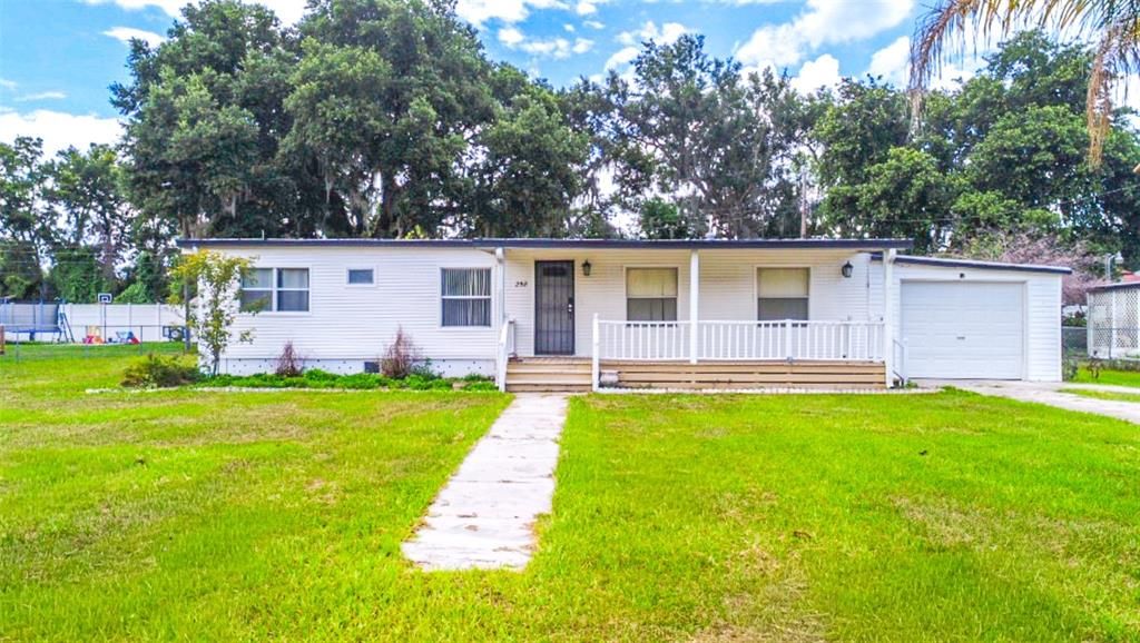 For Sale: $125,000 (3 beds, 2 baths, 1224 Square Feet)