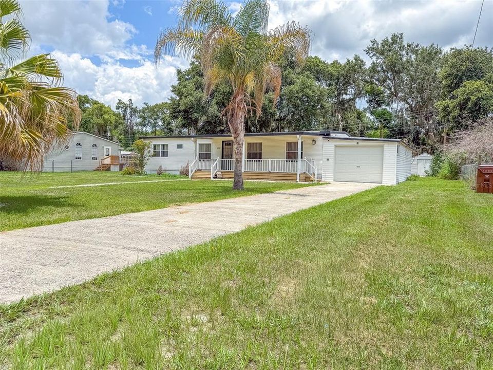 For Sale: $125,000 (3 beds, 2 baths, 1224 Square Feet)