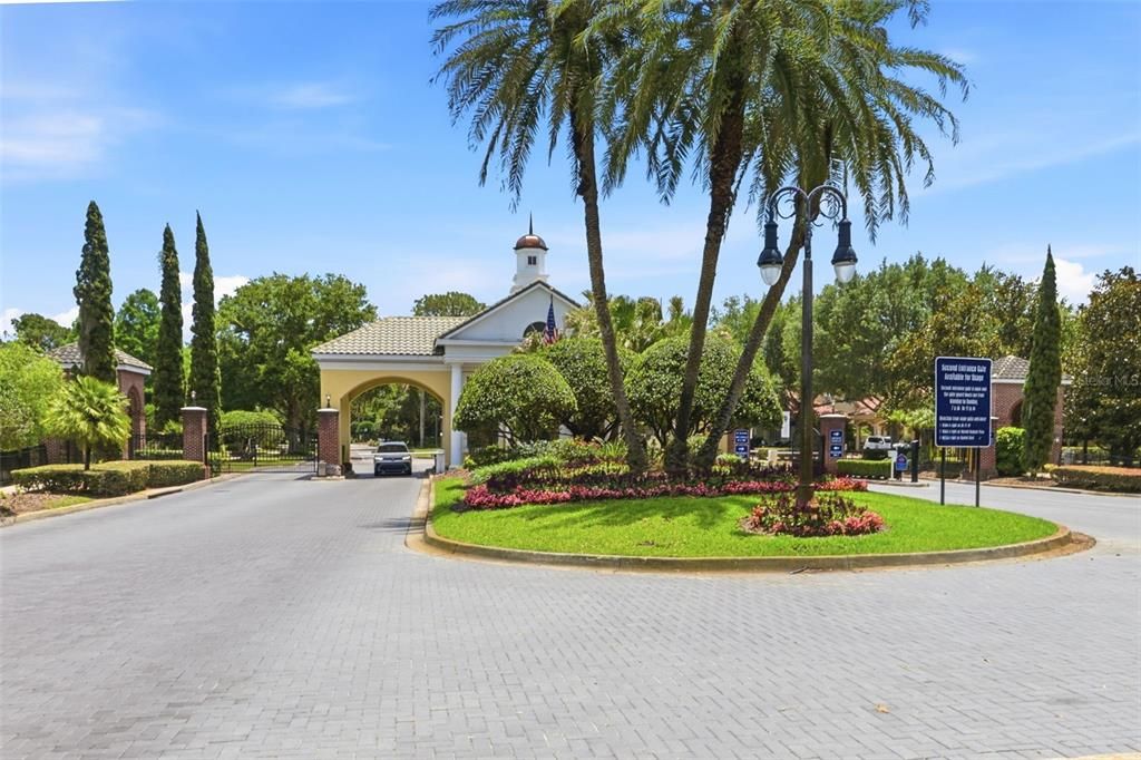 For Sale: $918,000 (5 beds, 4 baths, 4034 Square Feet)