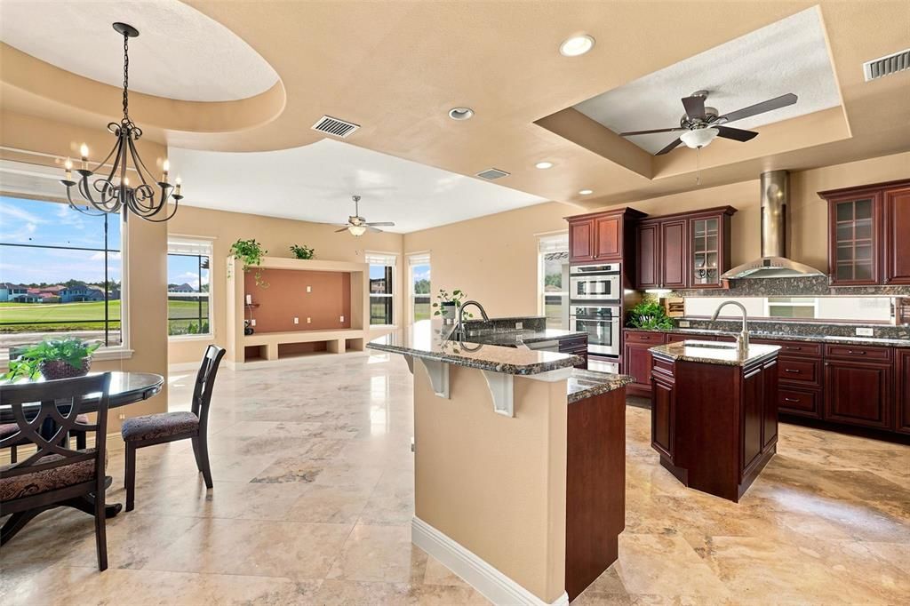 For Sale: $918,000 (5 beds, 4 baths, 4034 Square Feet)