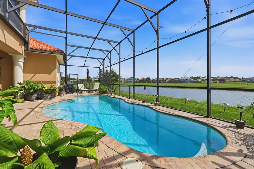 For Sale: $918,000 (5 beds, 4 baths, 4034 Square Feet)