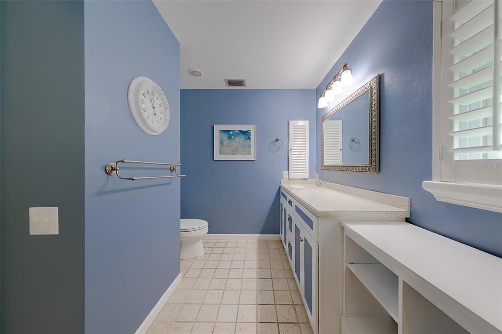 For Sale: $760,000 (4 beds, 2 baths, 2935 Square Feet)