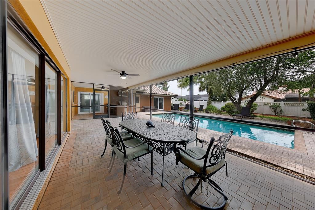 For Sale: $760,000 (4 beds, 2 baths, 2935 Square Feet)