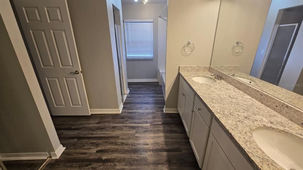 For Sale: $349,000 (4 beds, 2 baths, 2196 Square Feet)