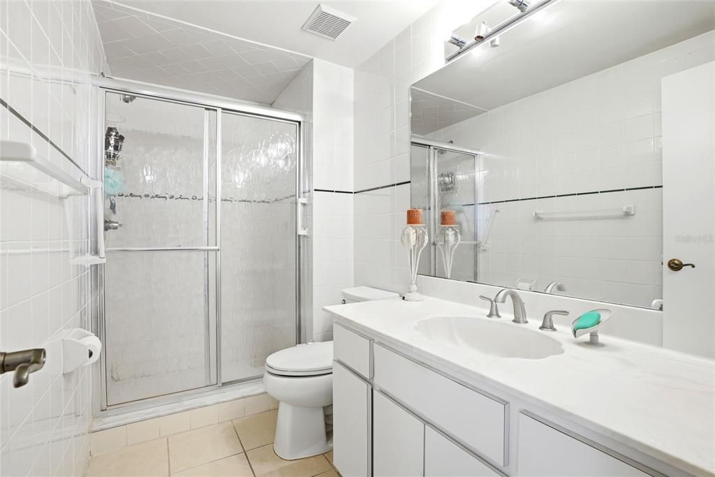 For Sale: $500,000 (3 beds, 2 baths, 1569 Square Feet)