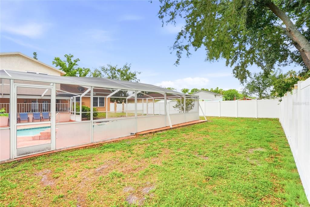 For Sale: $500,000 (3 beds, 2 baths, 1569 Square Feet)