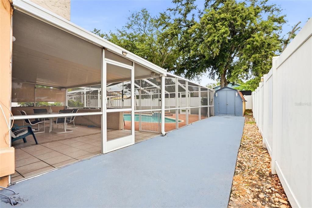 For Sale: $500,000 (3 beds, 2 baths, 1569 Square Feet)