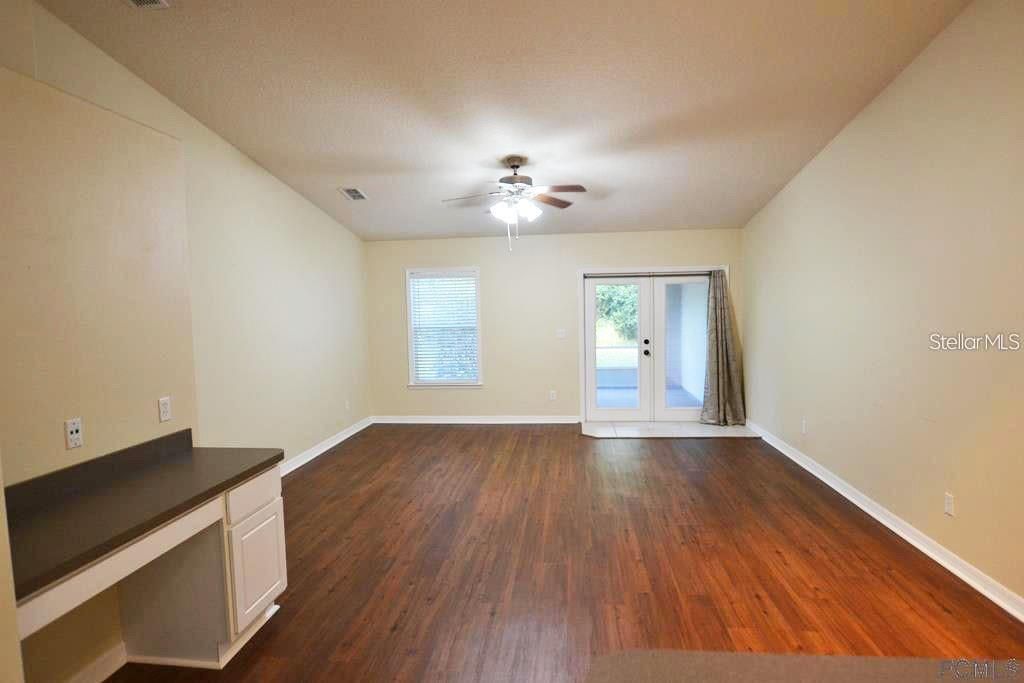 For Rent: $1,995 (3 beds, 2 baths, 1338 Square Feet)