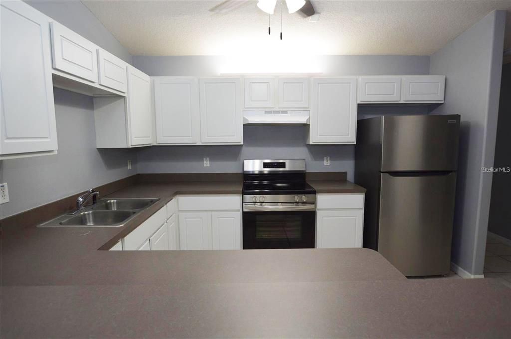 For Rent: $1,995 (3 beds, 2 baths, 1338 Square Feet)
