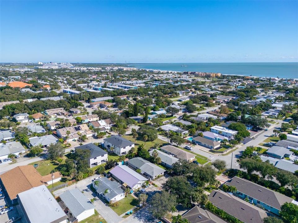 For Sale: $358,000 (2 beds, 1 baths, 1080 Square Feet)