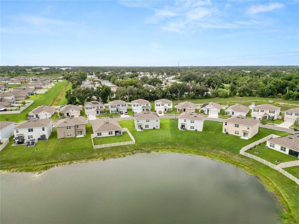 For Sale: $375,000 (5 beds, 3 baths, 2674 Square Feet)