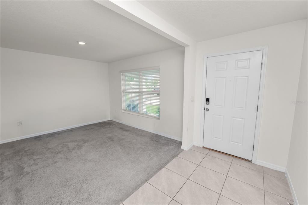 For Sale: $375,000 (5 beds, 3 baths, 2674 Square Feet)