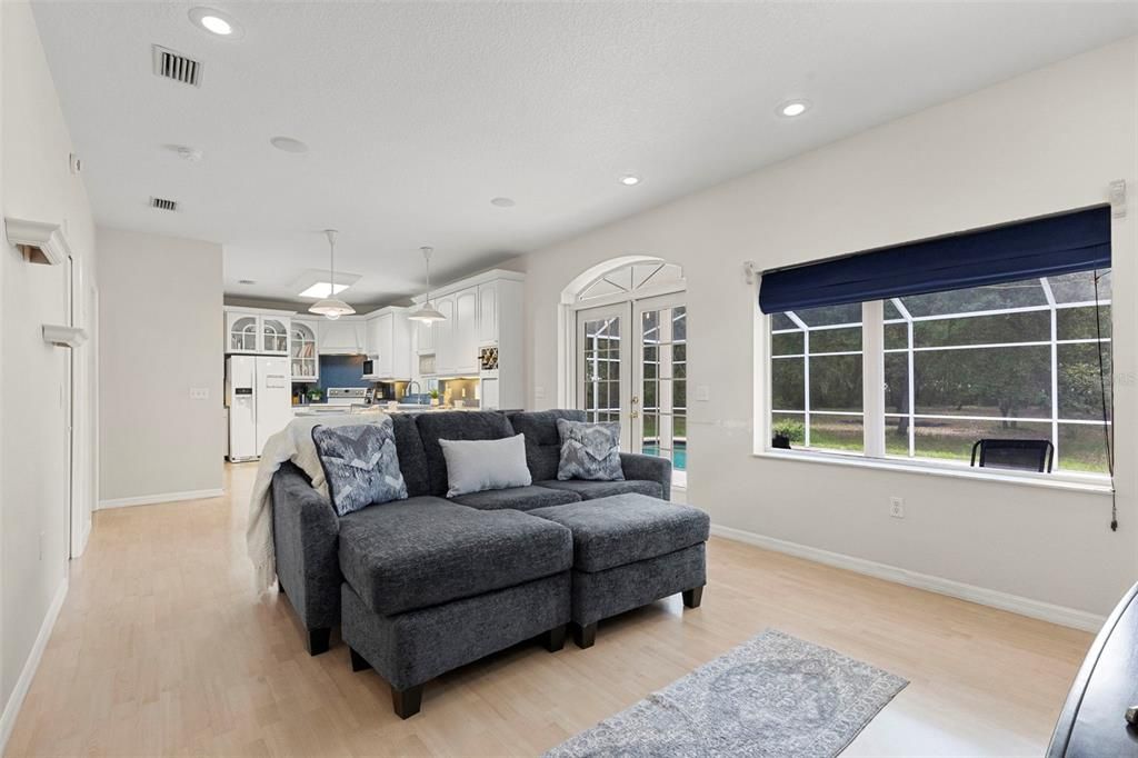 For Sale: $575,000 (3 beds, 3 baths, 2027 Square Feet)