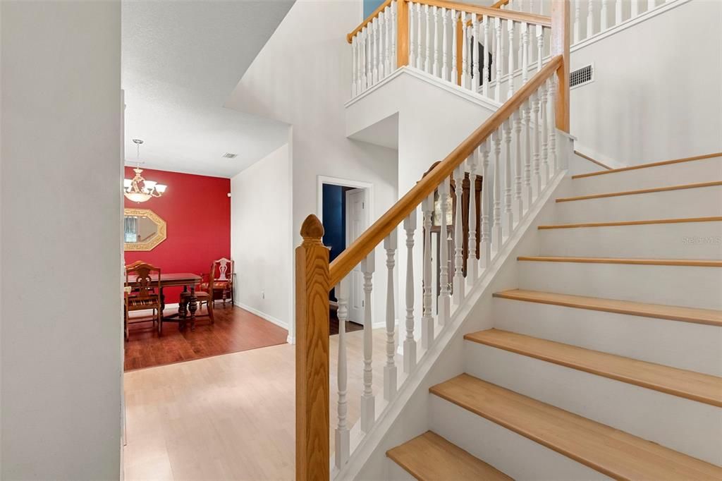 For Sale: $575,000 (3 beds, 3 baths, 2027 Square Feet)