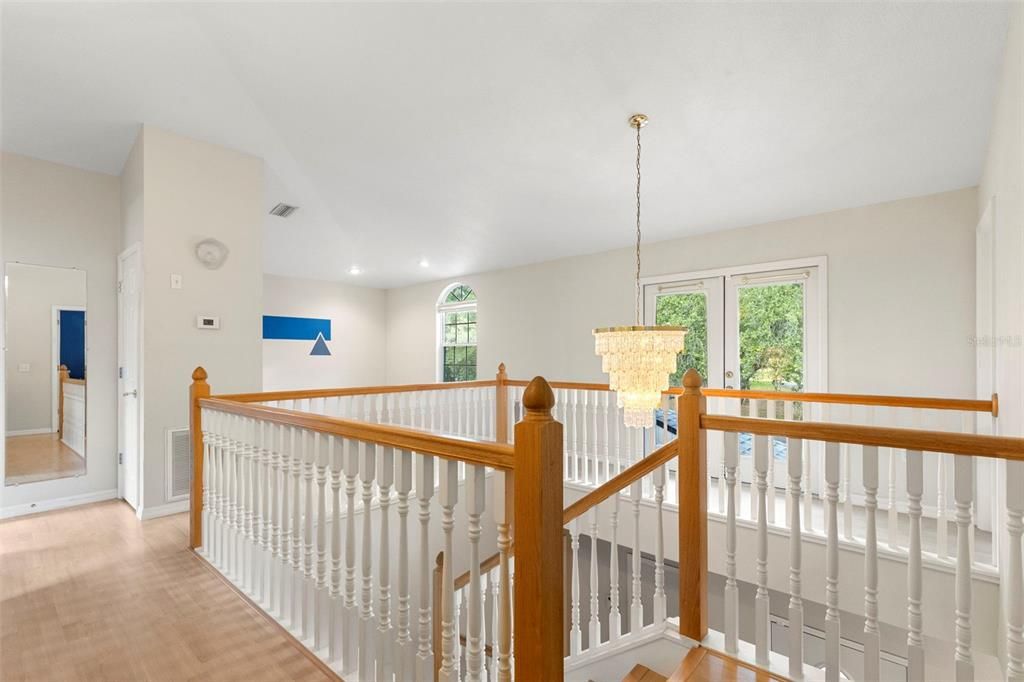 For Sale: $575,000 (3 beds, 3 baths, 2027 Square Feet)
