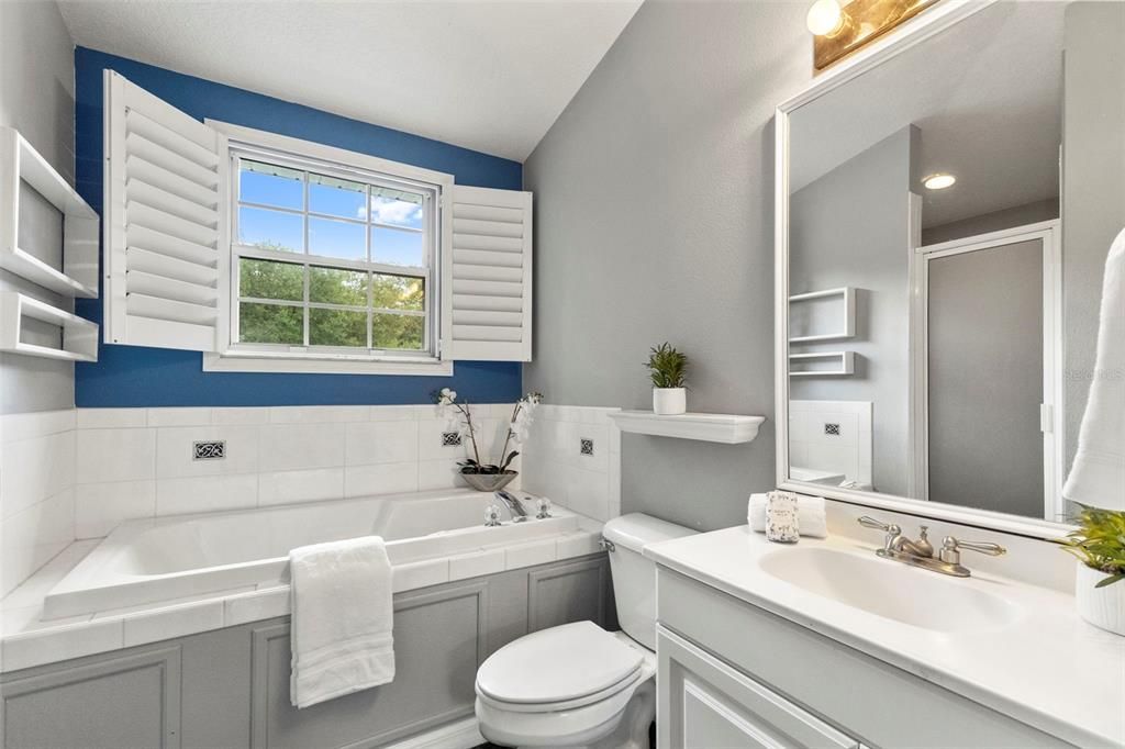 For Sale: $575,000 (3 beds, 3 baths, 2027 Square Feet)