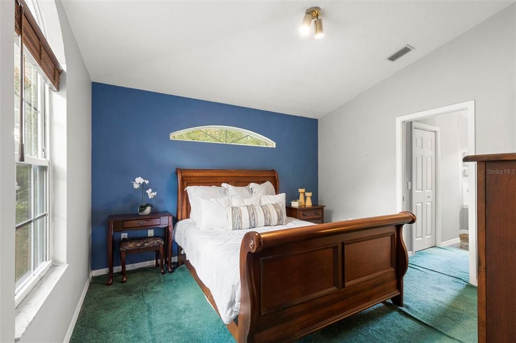 For Sale: $575,000 (3 beds, 3 baths, 2027 Square Feet)