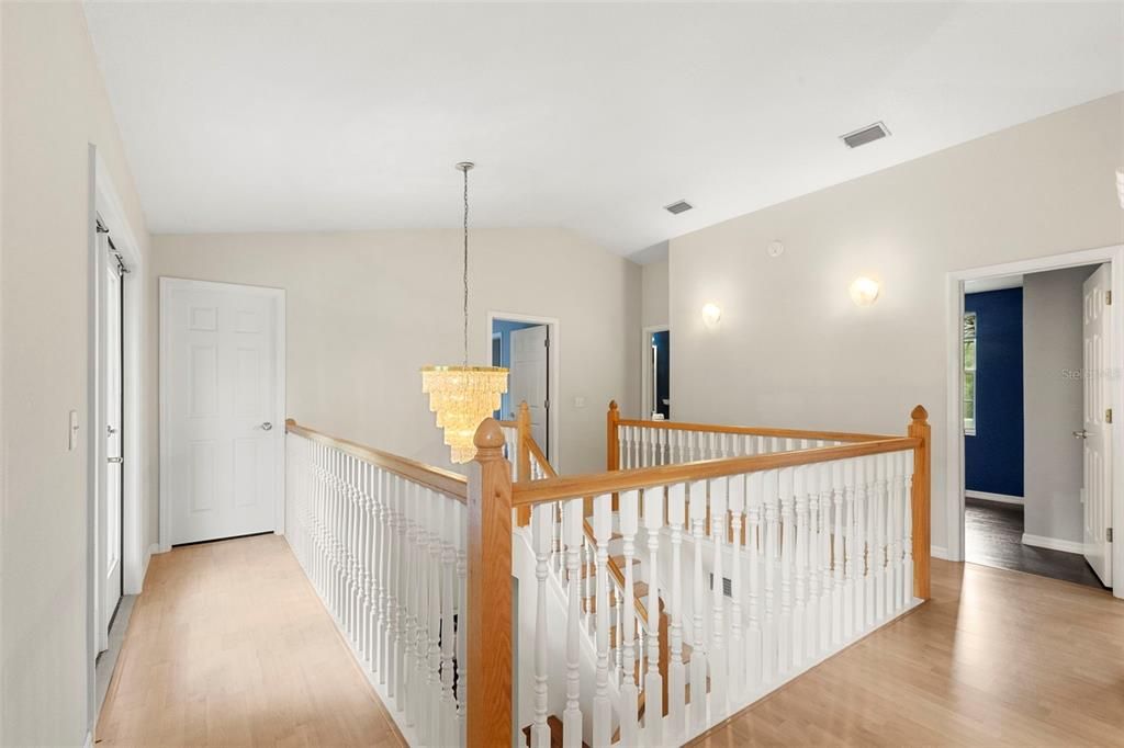 For Sale: $575,000 (3 beds, 3 baths, 2027 Square Feet)