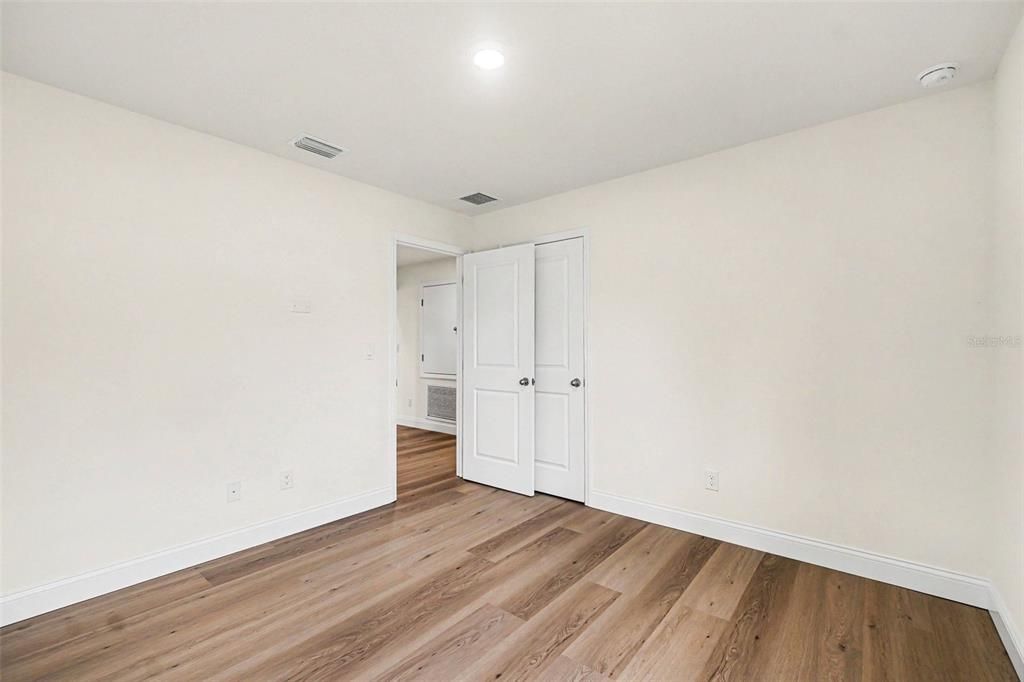 Active With Contract: $314,900 (4 beds, 2 baths, 1856 Square Feet)