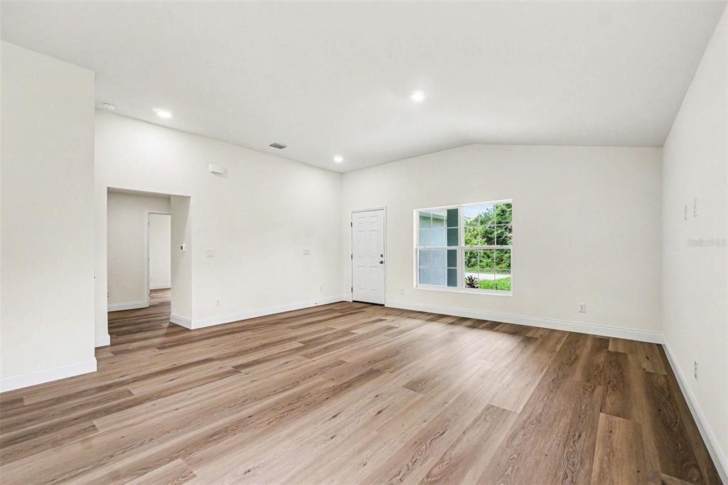 Active With Contract: $314,900 (4 beds, 2 baths, 1856 Square Feet)