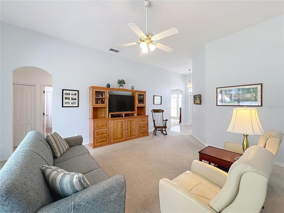 For Sale: $560,000 (3 beds, 2 baths, 2187 Square Feet)
