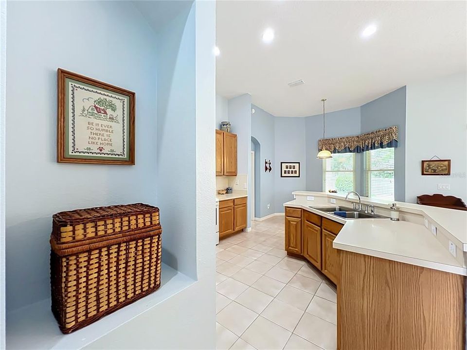 For Sale: $560,000 (3 beds, 2 baths, 2187 Square Feet)