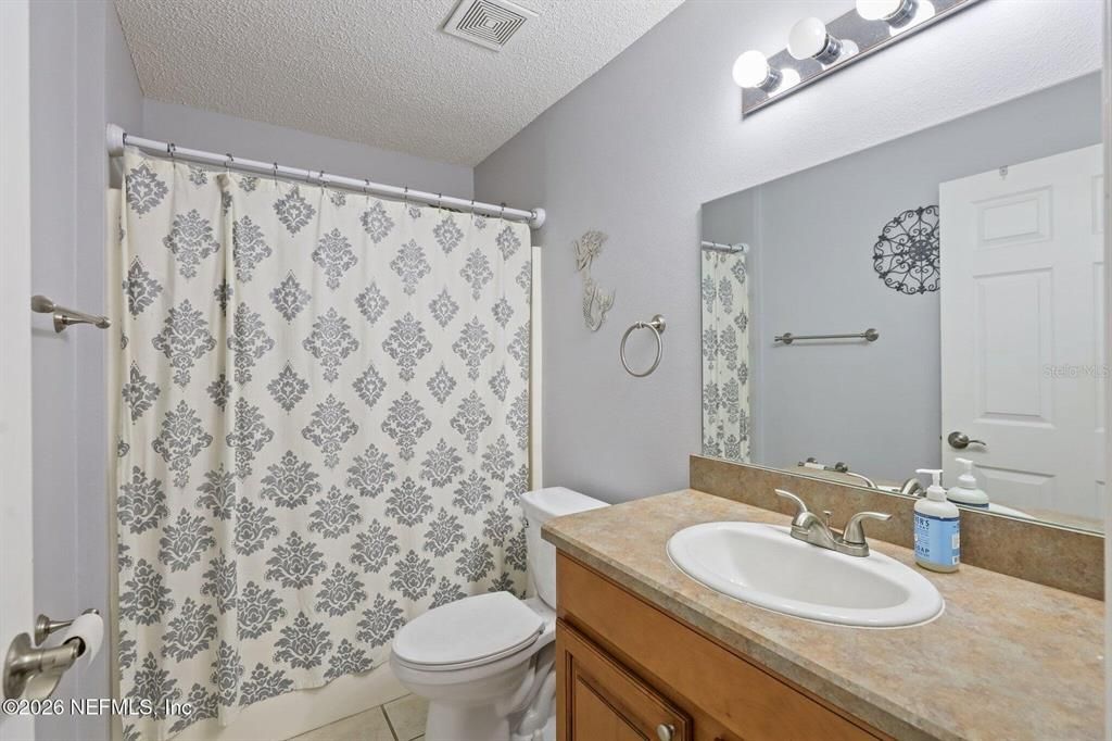 For Sale: $295,000 (3 beds, 2 baths, 1449 Square Feet)