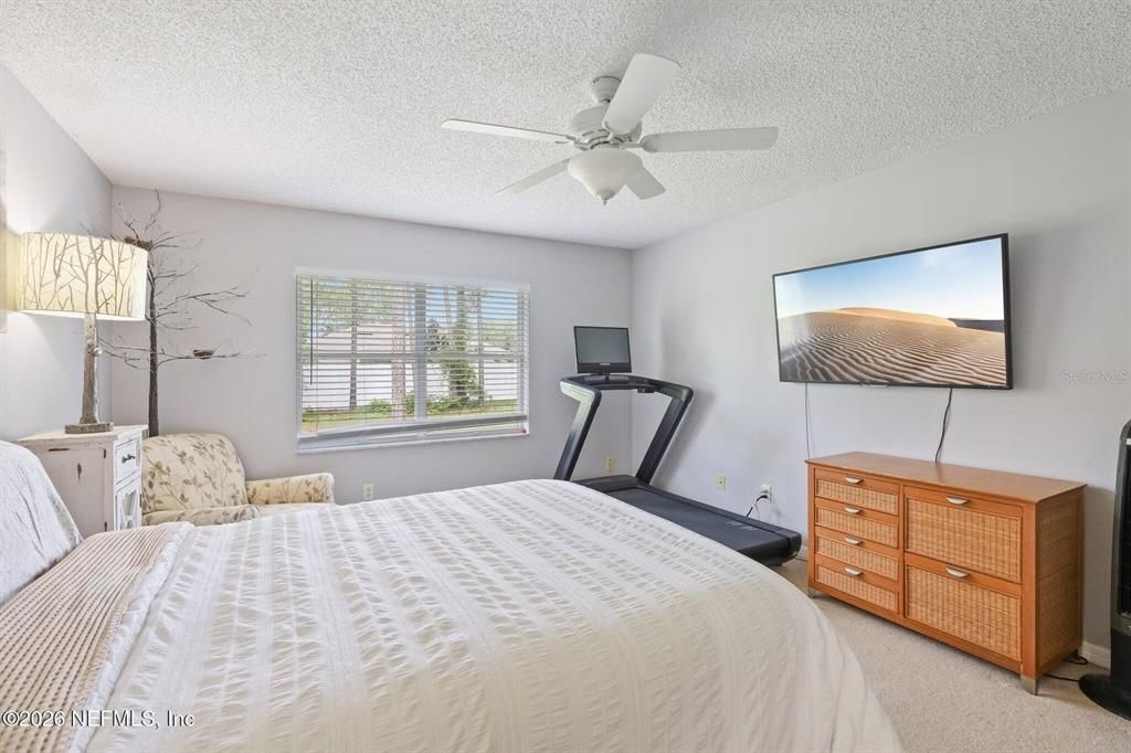For Sale: $295,000 (3 beds, 2 baths, 1449 Square Feet)
