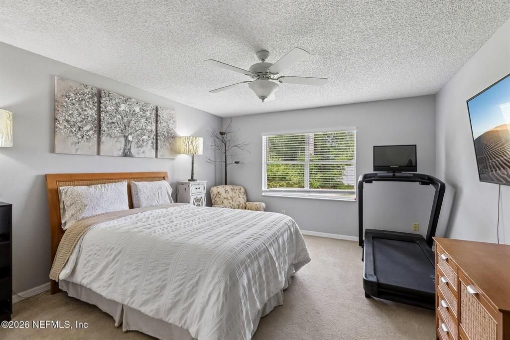 For Sale: $295,000 (3 beds, 2 baths, 1449 Square Feet)